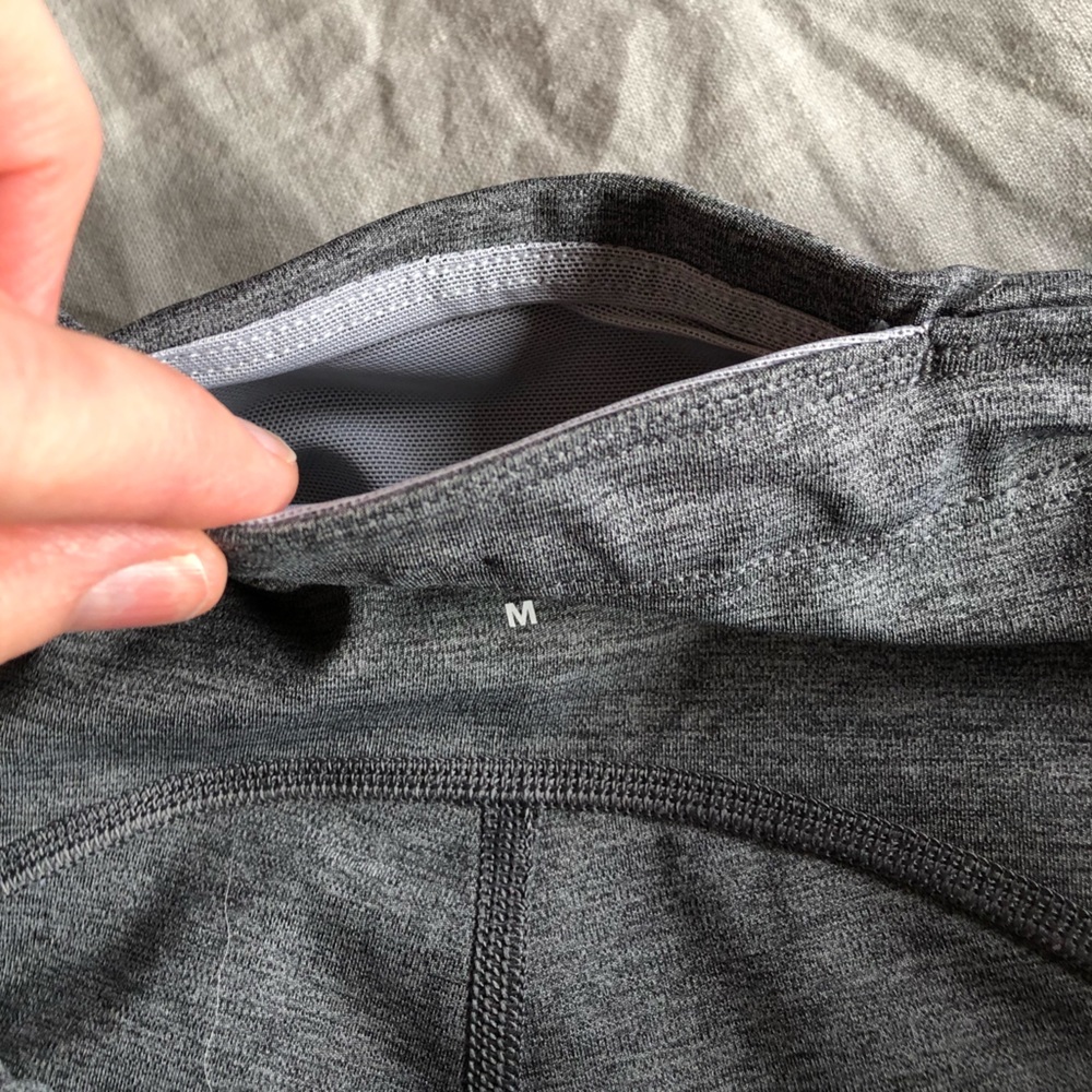 ATHLETA NWOT Ultimate Stash Pocket Capri Leggings - Picture 5 of 10